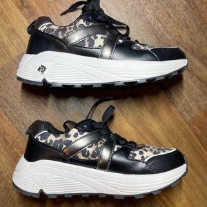 MIA Shoes Womens 7  Sneakers Black Leopard Black & White Used